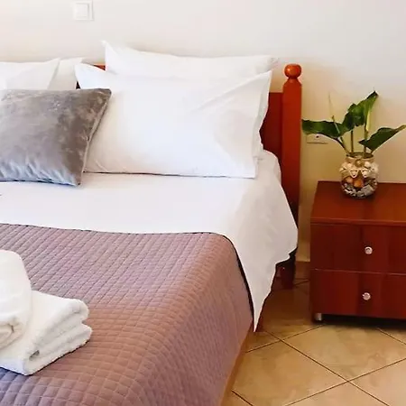 Sea Side Serenity 6
